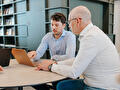 Wout in gesprek met piet jan